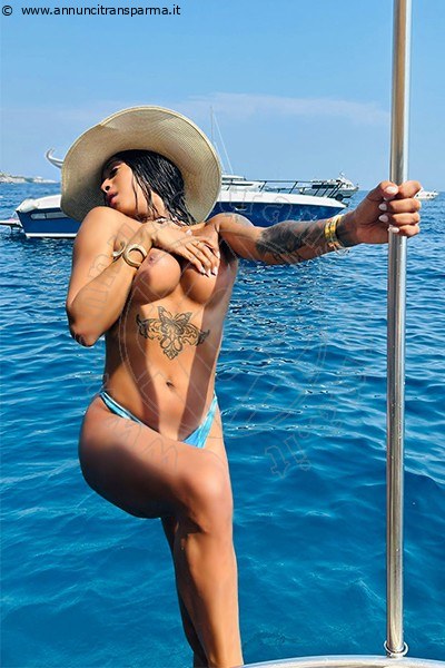Foto Incontro Arianna Ferrari Pornostar  Transescort Napoli