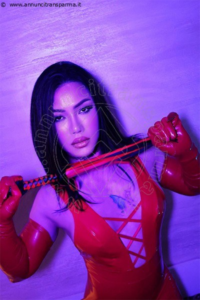 Foto Incontro Padrona Sakura Asiatica  Mistresstrans Padova
